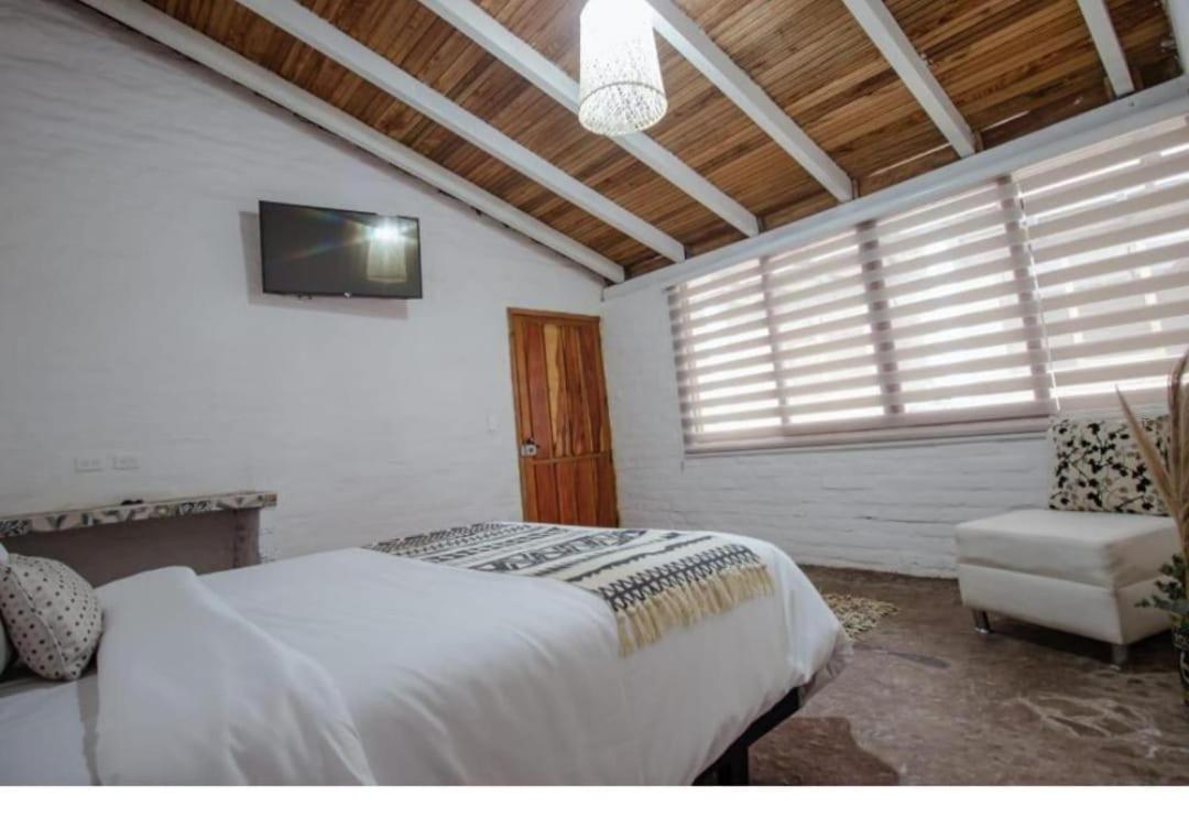 Bed and Breakfast Rustic Quinta La Aurora Baños Zewnętrze zdjęcie